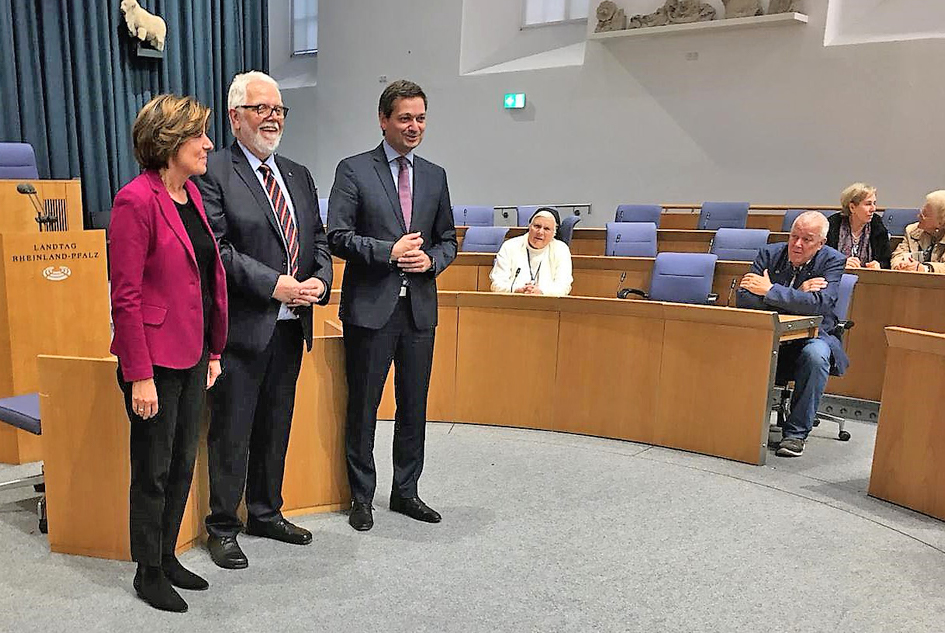 (Von links) Malu Dryer, Ministerpräsidentin Rheinland-Pfalz, Reinhard Ölbermann, MDL, Christian Baldauf, Fraktionsvorsitzender